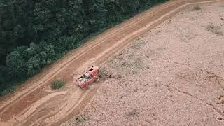 DJI Mavic Pro//Tribute to Harvester Laverda M306