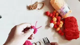 DIY pompom with wool @art #diycrafts #craft #art #diwali 
