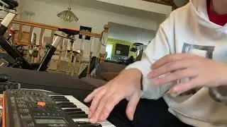 Psycho Mantis theme on keyboard.