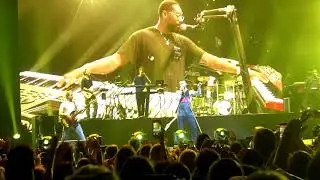 Maroon 5 - Sugar (Red Pill Blues Tours)