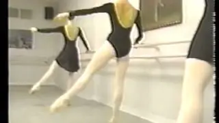 Double battement fondu and frappe. 3 class. Galina Mezentseva.