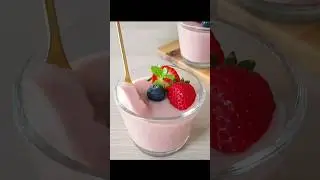 Fresh Strawberry Dessert #strawberries #easyrecipe #fruitpudding