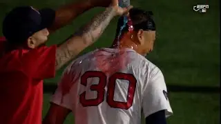 Enmanuel Valdez, Mickey Gasper set up Rob Refsnyder's walk off hit in the 10th TEX @ BOS 08-12-2024