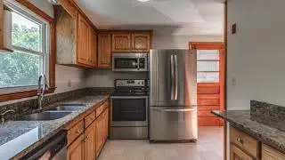 75 Marblehead St, North Reading MA - Lisa Santilli