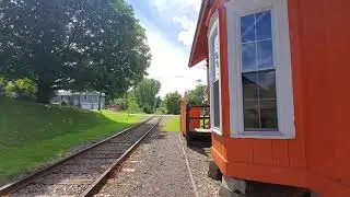 A&A train arriving at Curriers Station