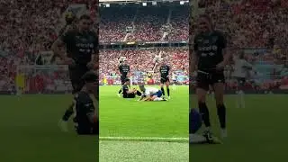 Noah Beck flies in on Jack Wilshere