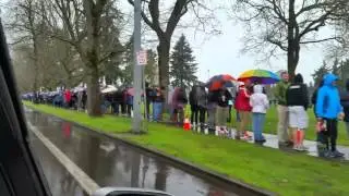 Thousands in line to see Bernie Sanders in Vancouver, WA on 3/20/2016