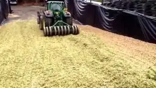 IDM Services Silapactor working on maize clamp