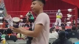 Mascarita sagrada/dracula vs mini Charly Manson/golla cong