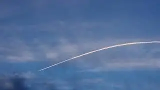 #contrails #sky #clouds 