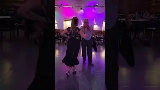 &iquest;El amor dura para siempre o se acaba? Podras, zamba por Tamara Castro. Bailan Silvia y Luis.