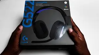 Unboxing The Logitech Lightspeed G522 Headphones