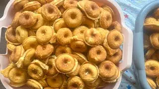 How to make ring doughnut//How to make Ghana party donuts#gracessignaturerecipes#ringdoughnut#donut#