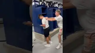 the things that happen in the locker room😂