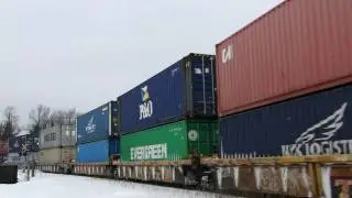 CN 5640 in Washago (06FEB2011)