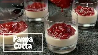 Dessertgenuss Deluxe: Panna Cotta mit Himbeersauce selbstgemacht! | La Cocina
