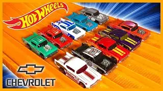 HOT WHEELS 1957 CHEVYs RACE & REVIEW
