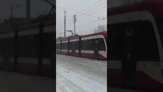 TTC Streetcar #4588 Operating in the Snow #shorts