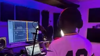 VOSTONAME_MAISHA YA PEKEE