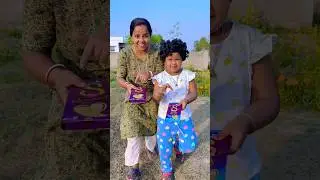 Cat Ko Chocolate nahi khani hai 🤪😹 #shorts #viralvideo #trending #funny