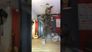 springtrap getting sturdy😂👍❤🙃 #fnaf #springtrap #animatronics #funny #sturdy
