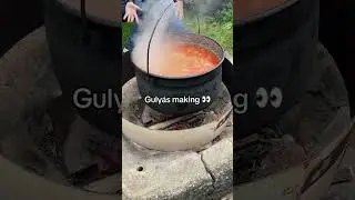 TRYING GOULASH (GULY&Aacute;SLEVES)FOR THE FIRST TIME #magyar #hungary #youtubeshorts