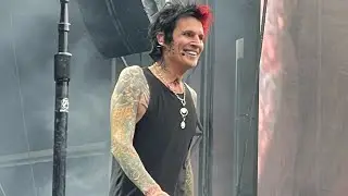 Mötley Crüe:- “The Dirt” (Est. 1981) Live at Bramall Lane Stadium, Sheffield, UK 22/5/23