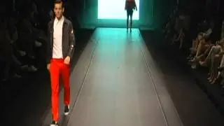 Desfile BASTOS Ver&atilde;o2013 GoFashion -10/08/2012