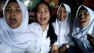 Cewe gaul Cewe hits