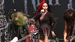 NEW YEARS DAY- Hurts Like Hell @ Van's Warped Tour (Long Beach 2025)