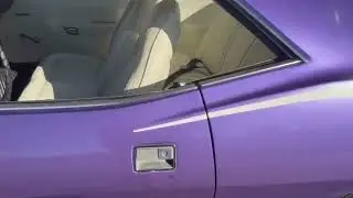 1970 Plymouth 'Cuda 426 - Walkaround, Drive-By
