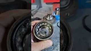 Troca de rolamento roda dianteira da Fiat Strada
