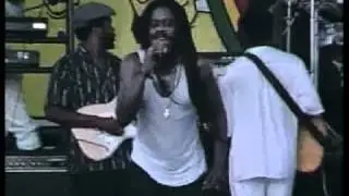 Dennis Brown  Silhouettes live 1990