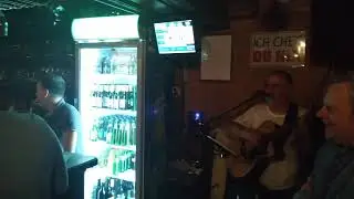 Muce-Old Story Pub