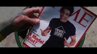 Derek Zoolander, A Model Idiot?