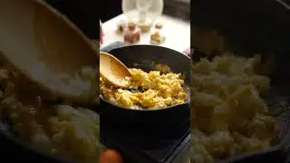 Rolls with scrambled eggs and ham for breakfast