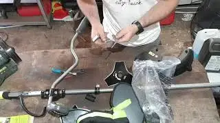 Déballage debroussailleuse a batterie ryobi 18 volt
