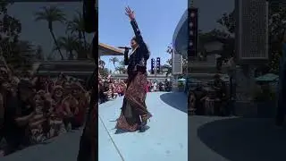ULTIMATE YOU 🎶🤘🏻🎸 Rocking out with PINK SLIP and the cast of Freakier Friday at Disneyland!