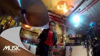 Music Everywhere - Kotak - Terbang