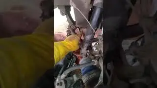 Снятие рулевой рейки с Мерседес Бенз МЛ-230