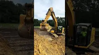 Наш экскаватор Cat 326 справляется с серьёзной работой! #caterpillar #экскаватор #планирование #с...