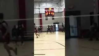 When coach finally lets the libero play the front row🔥🔥🔥 #sports #volleyball #libero #highlights