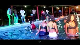 Takana -ZION  - Piscine (Official Vid&eacute;o) 2017 Black Mafia 6