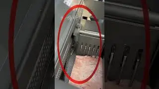 Frozen meat cutting machine, cut as thick as you want! #frozenmeat #foodmachine #restaurant