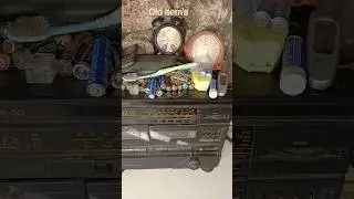Old item cassette's tape, table clock, vintage light's, radio collection