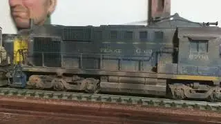 EMD MP15 DC ATLAS SILVER AND ALCO RSD 12 ATLAS\KATO, BOTH WITH TSUNAMI 2 DECODERS, VIDEO 2