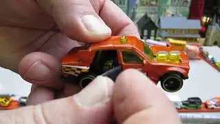 Time Attaxi Tuned Taxi Cab Hot Wheels Toy Car Unboxing & Review - with Opening Door Special Feature