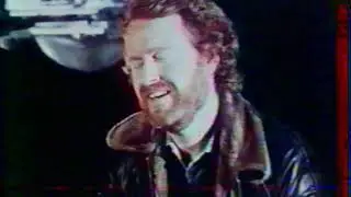 ALIEN making of Produit par  H.R Giger ,documentaire inédit en Français dans son Atelier  1983 (VHS)