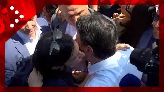 Roma, abbraccio Conte-Schlein a manifestazione M5S 