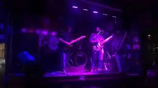 Axis Vintage Rock - Sharp Dressed Man (ZZ Top cover)